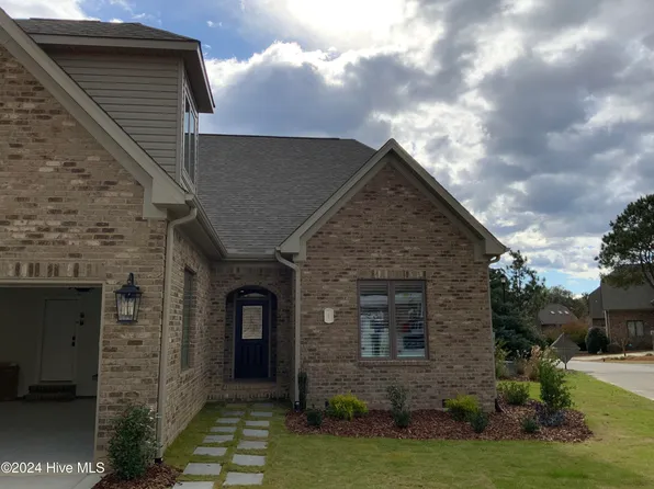 1 Castle Bridge Court, Pinehurst, NC 28374
