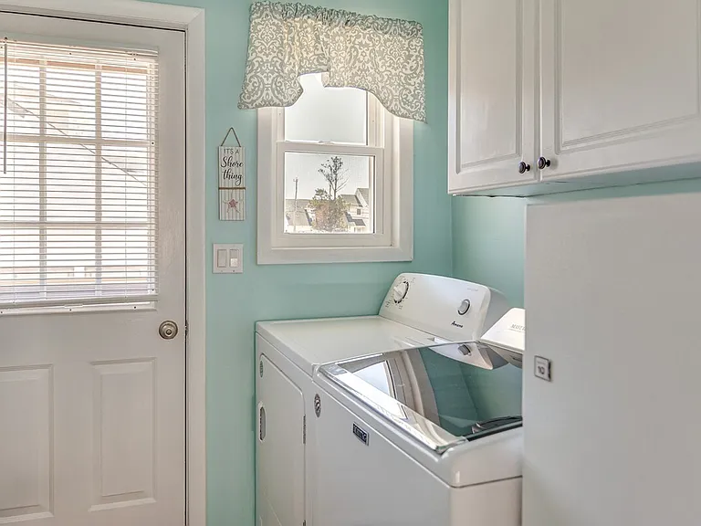 Laundry Room Cabinet
