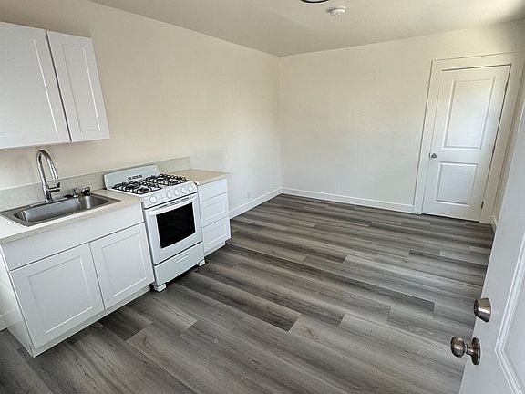 2nd image of 6638 N Figueroa St #6640-1/4