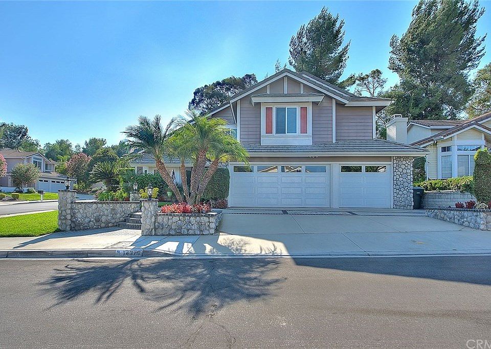 1st image of 14376 Ashbury Dr