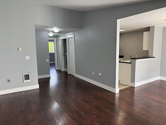 3rd image of 11002 SE Petrovitsky Rd Unit D303