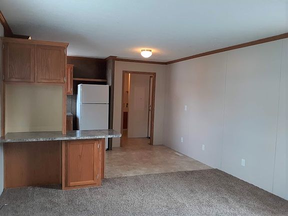 Living Room/Kitchen