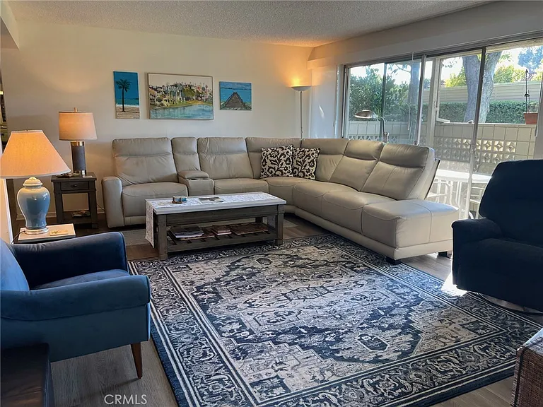 254 Calle Aragon #B — Photo 2
