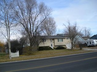 202 W Boxelder Rd, Gillette, WY 82718