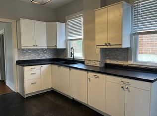705 N Main St #1, Princeton, IL 61356
