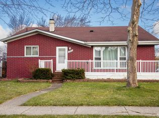 19943 Fifteen Mile Rd, Clinton Township, MI 48035