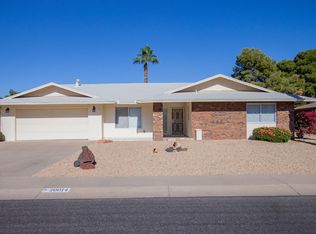 20014 N Willowcreek Cir, Sun City, AZ 85373