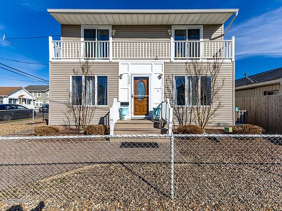 2nd image of 126 Randall Avenue