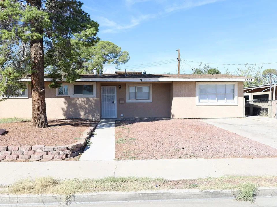 1005 Hazard Ave