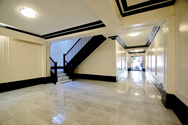 Rented by Bohemia Realty Group | media 20