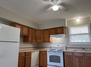 2318 Gabriel Ave APT 1, Zion, IL 60099