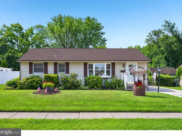 51 Nassau Rd, Lumberton, NJ 08048