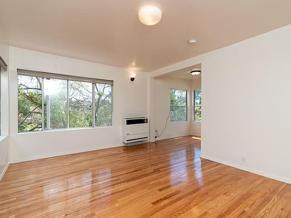 2nd image of 1552 Lucretia Ave