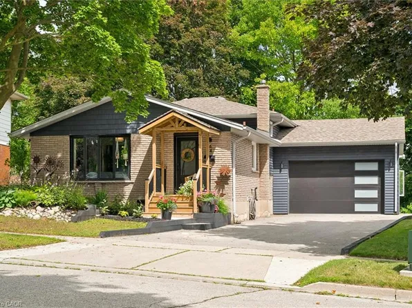 64 Westbury Cres, Cambridge, ON N3C 3G2