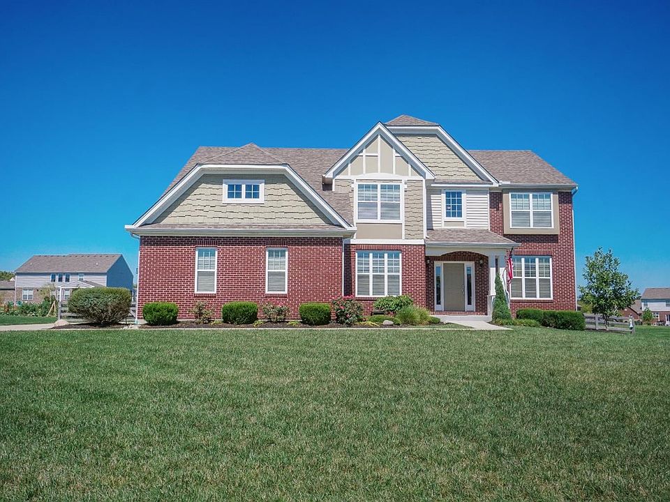 1st image of 425 Calumet Farms Dr