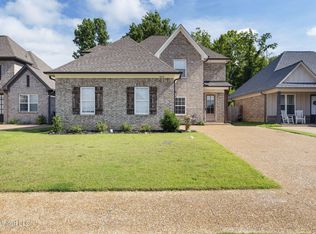 5252 Watson View Dr, Nesbit, MS 38651