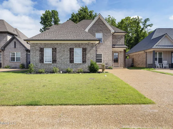 5252 Watson View Dr, Nesbit, MS 38651