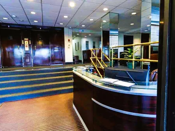 6515 Blvd East image 29 of 37