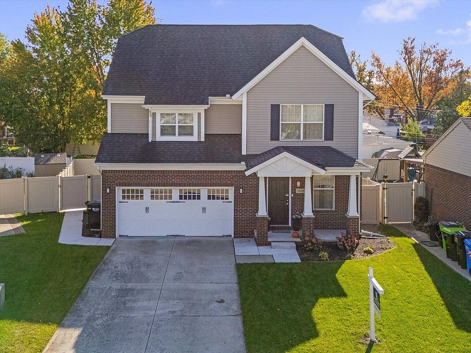 1626 Harvard Dr, photo 3
