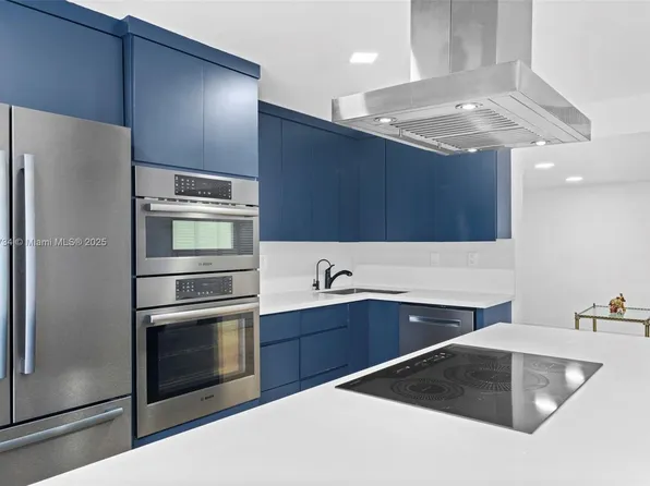 1002 NE 24th Ave #188, Hallandale, FL 33009