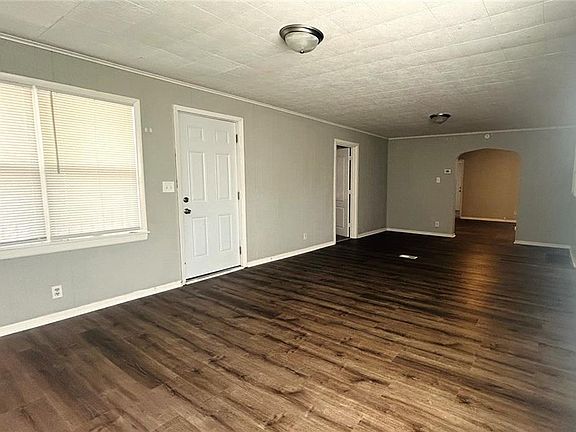 5th image of 1113 S 23rd St