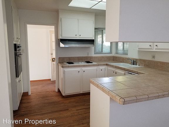3rd image of 2820 Martel Ct