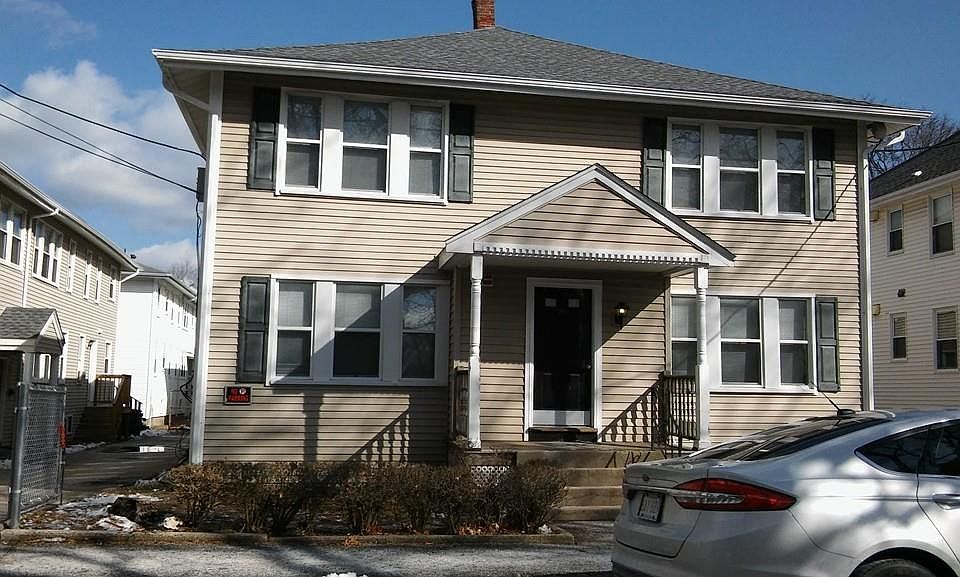 1st image of 66 Safford St APT 2