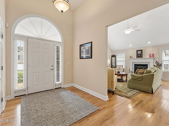 4th image of 6114 Northshore Drive