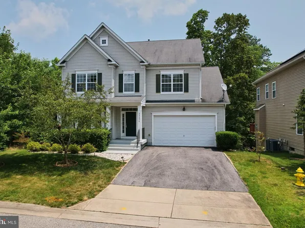 23276 Daffodil Dr, California, MD 20619