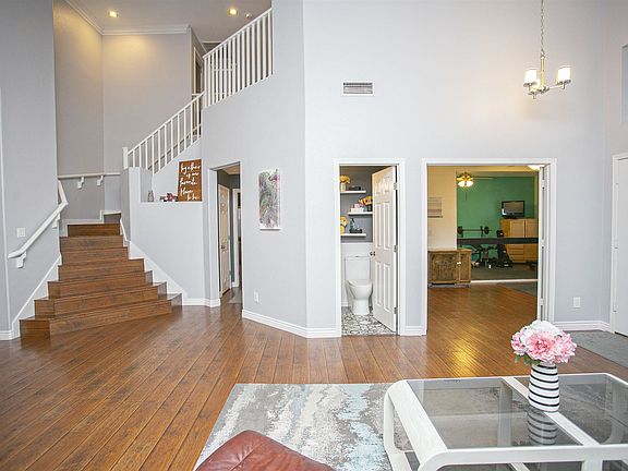 5th image of 9143 W Albert Ln