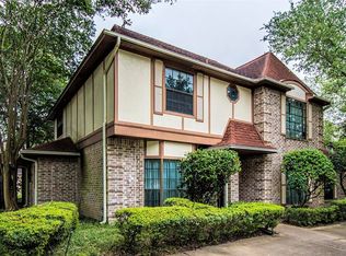 7330 Blenheim Palace Ln, Houston, TX 77095