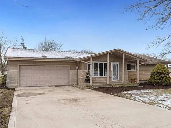 9710 Hoffman Rd, Fort Wayne, IN 46816