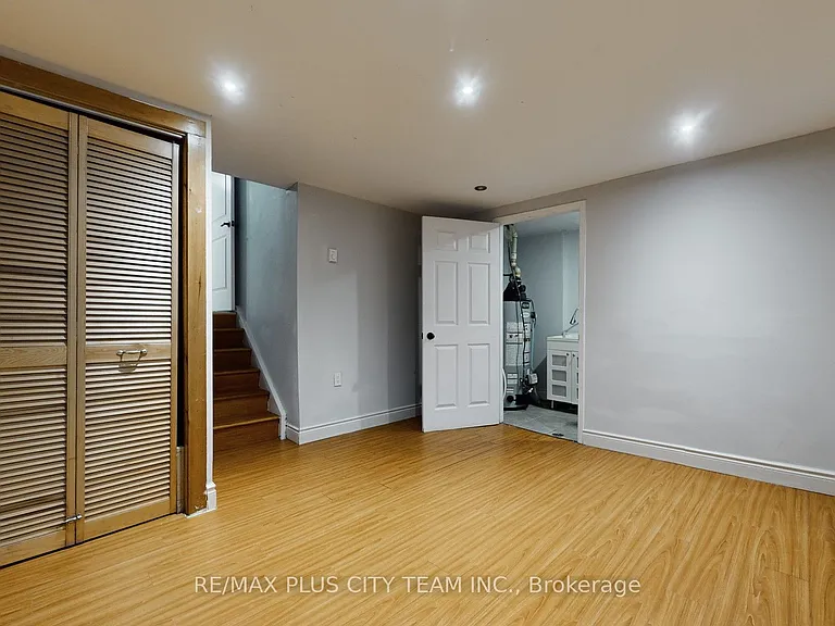 50 Darras Ct — Photo 24