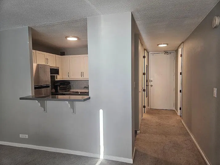 Studio, $1,850 — Photo 3