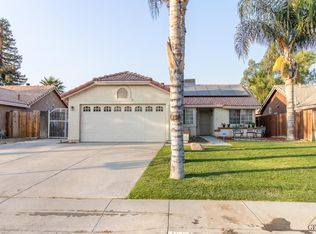 1904 Kelso Peak Ave, Bakersfield, CA 93304