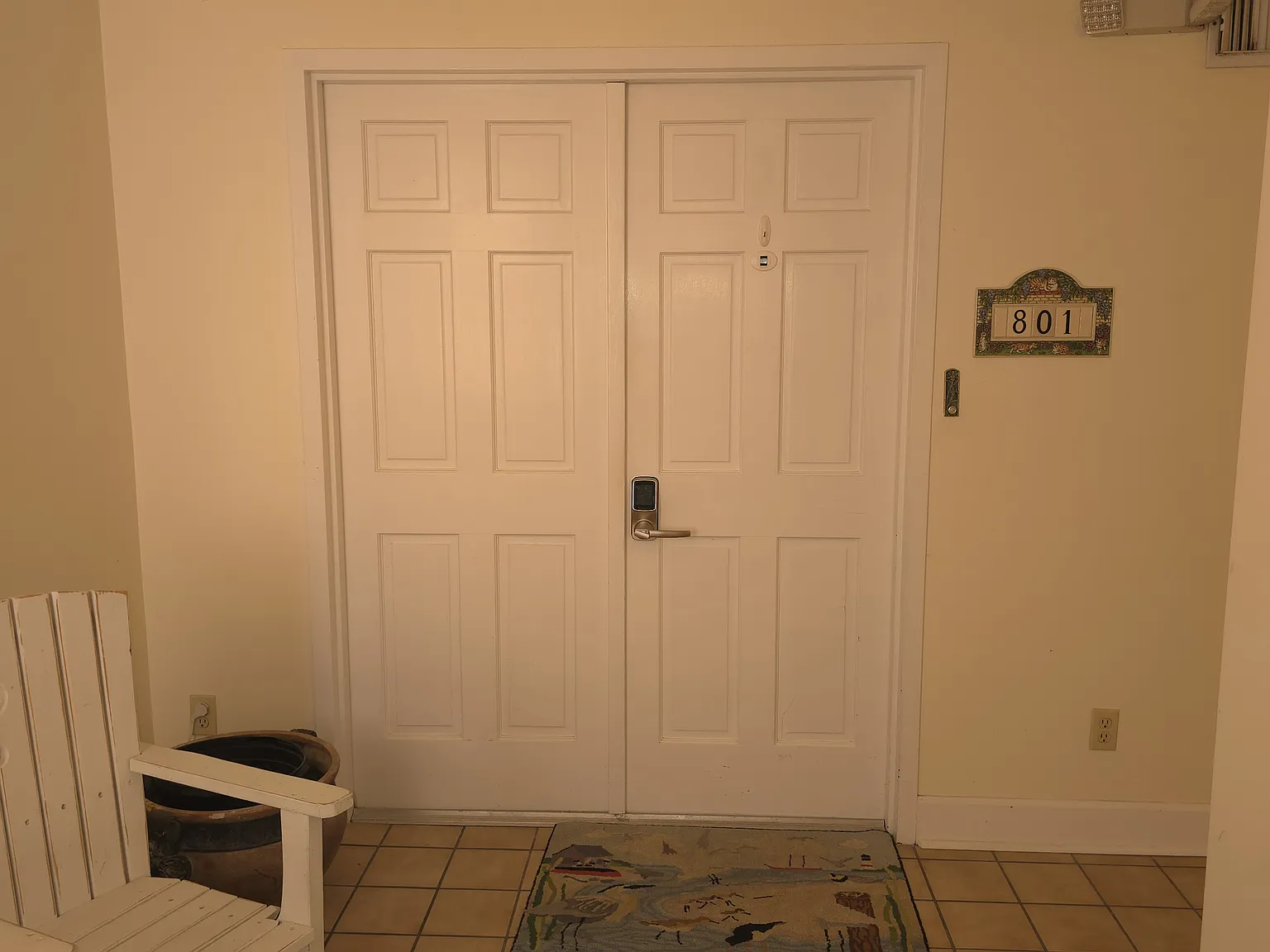 3 bed, 2492 sqft, $6,000 — Photo 2