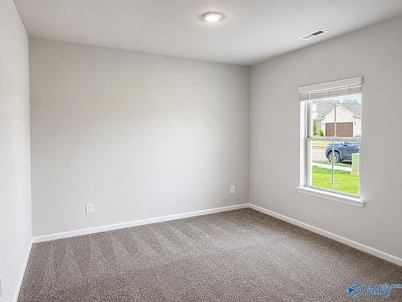 3rd image of 154 Fenwick Pl