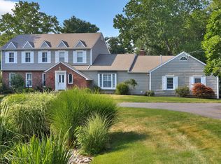 10 Ridge Rd, Rumson, NJ 07760