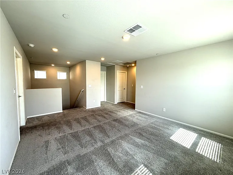 522 Spy Rock Ave — Photo 11