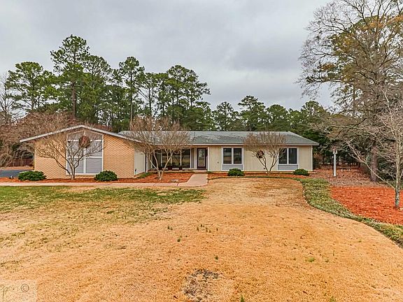 3rd image of 505 Abington Pl