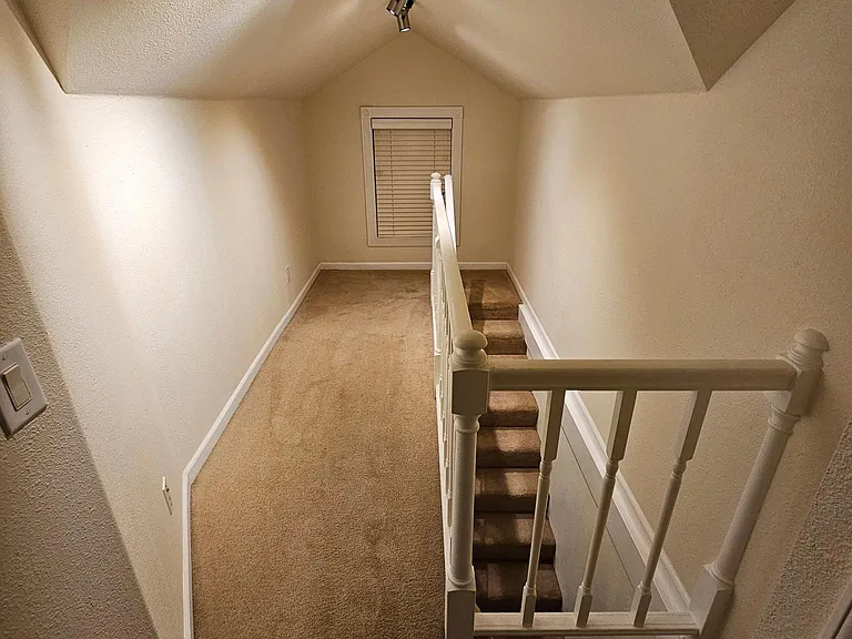 6306 SW 30th Ave — Photo 25