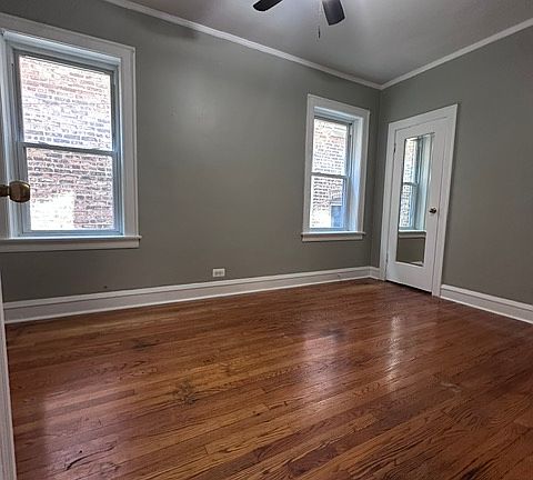 5th image of 8045 S Champlain Ave #1