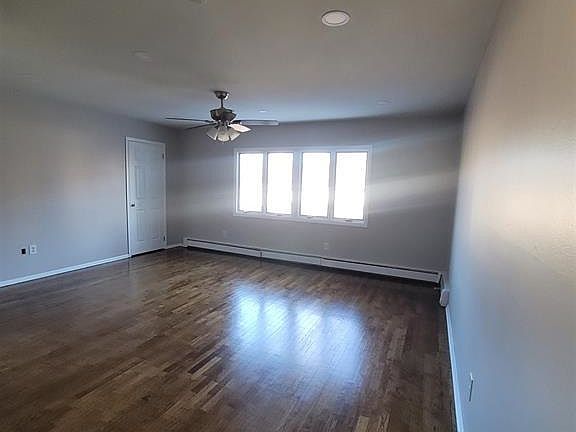 2nd image of 109 Tonnelle Ave