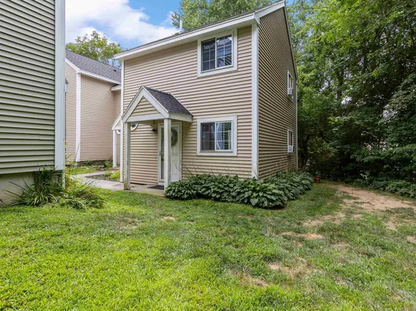 98 Henry Law Avenue #1, Dover, NH 03820