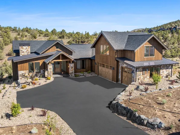 16621 SW Pinnacle Ct, Powell Butte, OR 97753