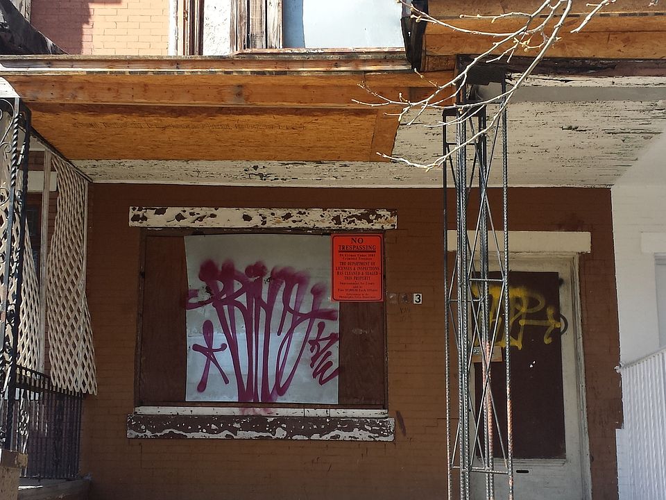 1st image of 1013 W Erie Ave