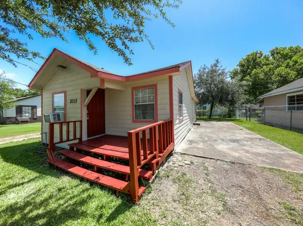 2312 Carolina St, Baytown, TX 77520