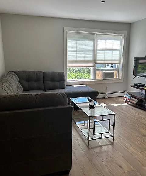 42 Thornton Ave — Photo 8