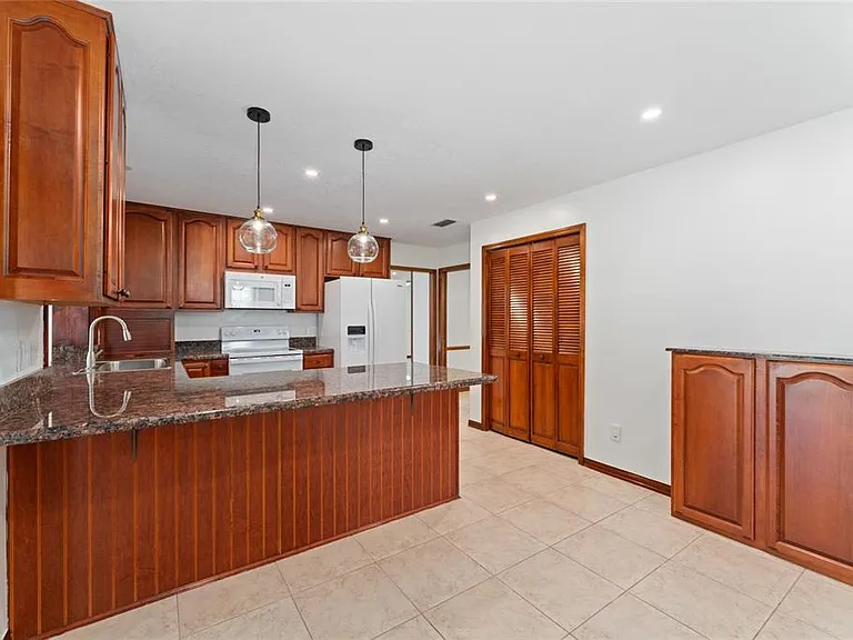 4464 Willow Wind Ct — Photo 11