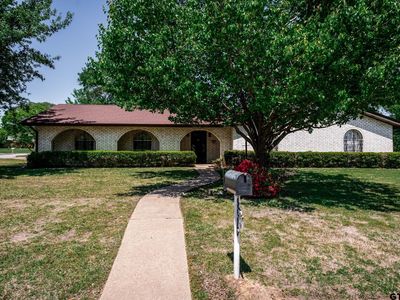 107 E Tulip St, White Oak, TX, 75693